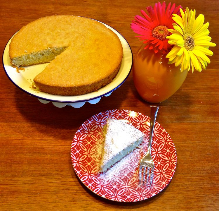 Oat Flour Sponge Cake Recipe from the Vanilla Queen