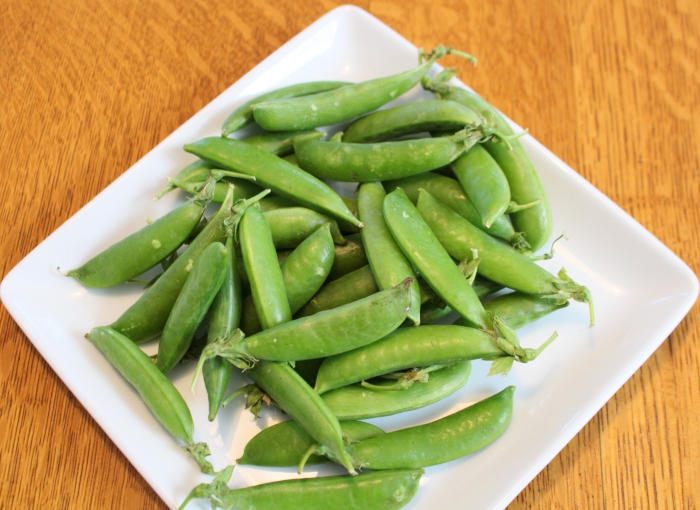 Easy Sugar Snap Pea Salad Recipe — The Mom 100